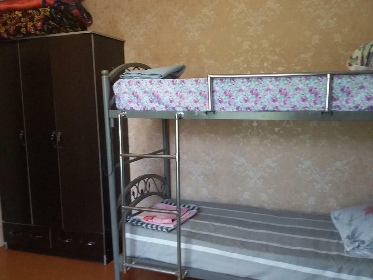 Be My Guest Hotel Osh Bagian luar foto