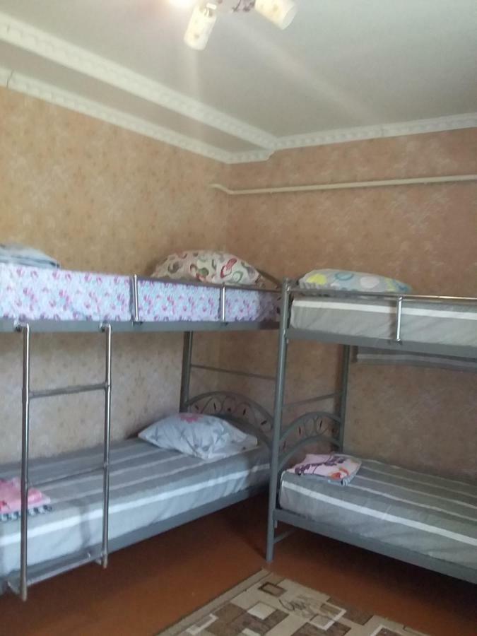 Be My Guest Hotel Osh Bagian luar foto